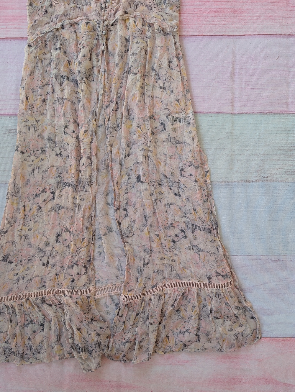 NWT By Anthropologie Pink Floral Sheer Curtain Top Large - Picture 10 of 16